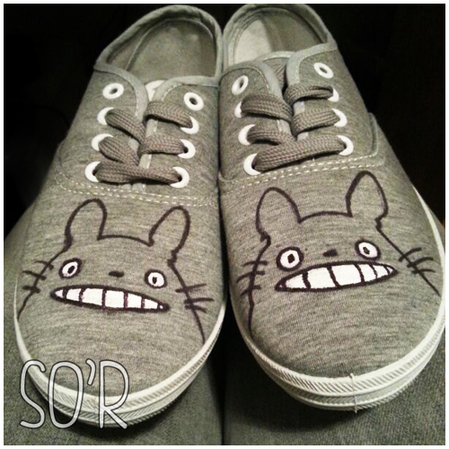 Front of the shoes (Totoro Face!)